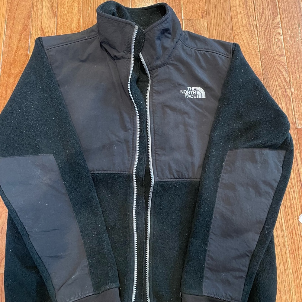 The North Face Youth Retro '95 Denali Jacket size large (14-16)
